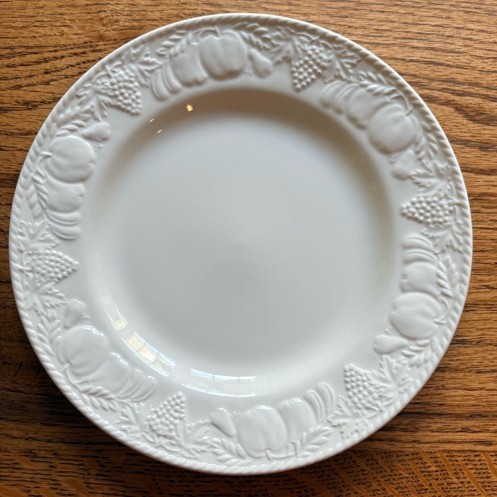 International Tableworks China- Devonshire- Set of 2 plates- made in England - Picture 5 of 9
